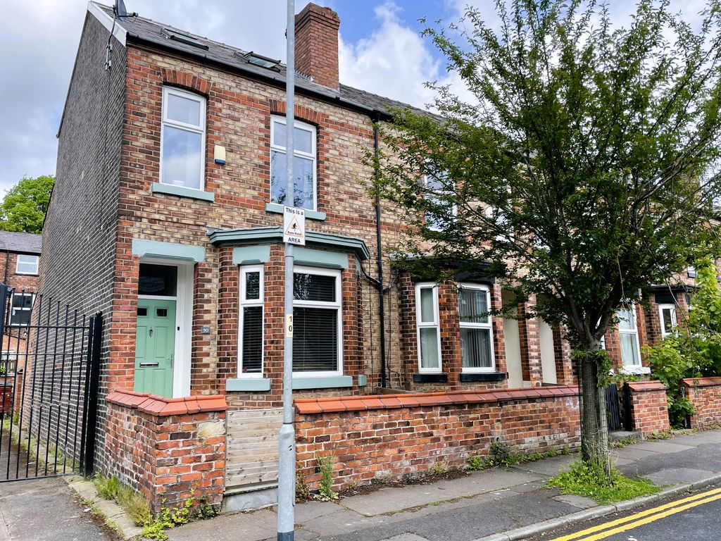 4 bed end terrace house for sale in Davenport Avenue, Withington