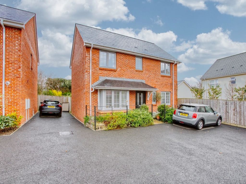 3 bed detached house for sale in Longfield Drive, Wedmore BS28, £