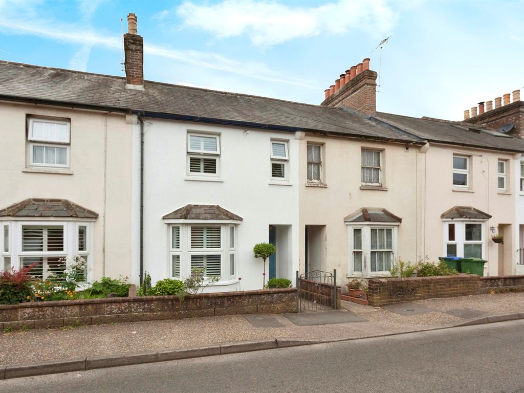 3 bed terraced house for sale in Trafalgar Road, Horsham RH12, £400,000