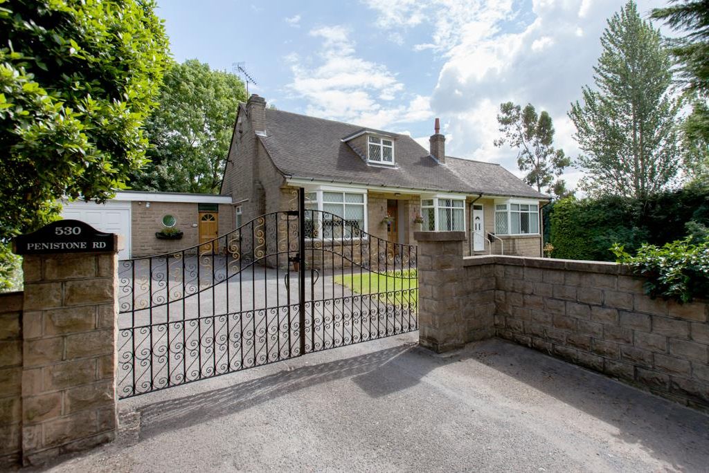 4 bed detached house for sale in Penistone Road, Grenoside, Sheffield