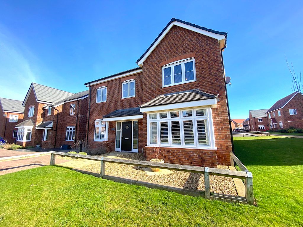 4 bed detached house for sale in Aspen Road, Essington, Wolverhampton