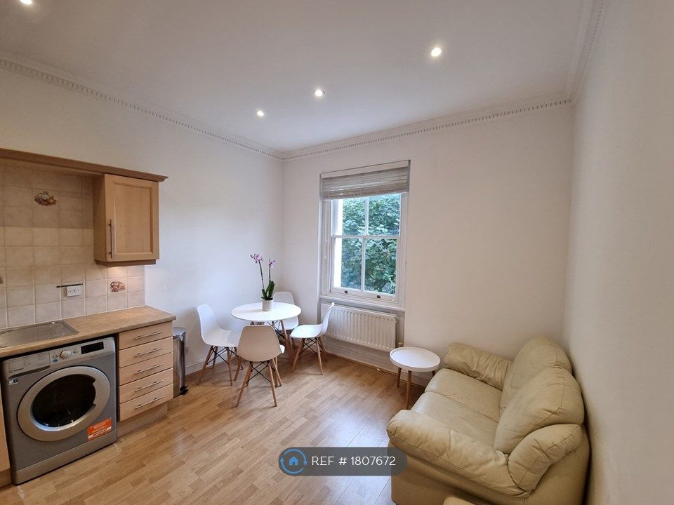 2 bed flat to rent in Cambridge Gardens, London W10, £2,383 pcm Zoopla