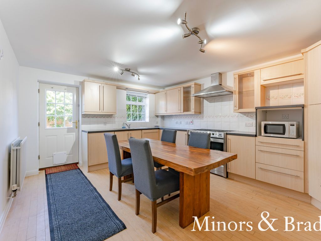 4 bed semidetached house to rent in Copenhagen Way, Norwich NR3, £