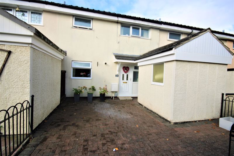 3 bed terraced house for sale in Yatesbury Garth, Bransholme, Hull HU7