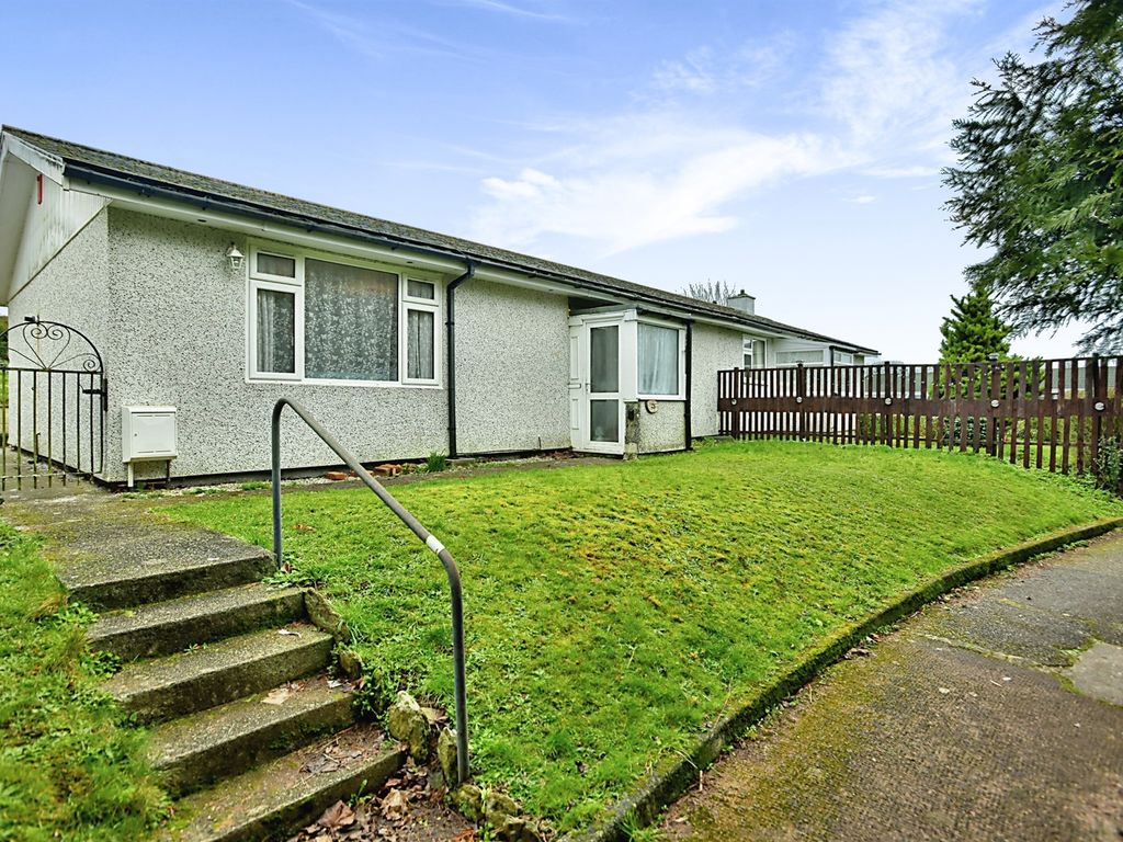 3 bed semidetached bungalow for sale in Ernesettle Crescent, Plymouth