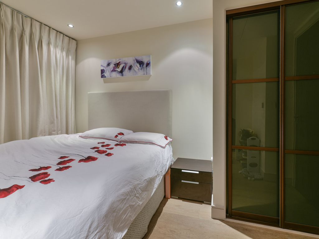 1 Park Street, Chelsea, London SW6  