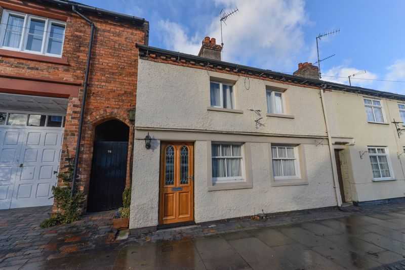 3 bed terraced house to rent in High Street, Eccleshall, Stafford ST21