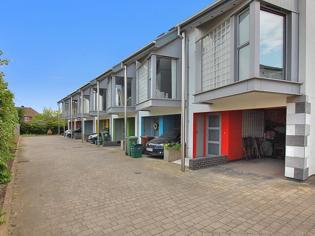 3 bed town house for sale in Swindon Road, Cheltenham GL51 Zoopla