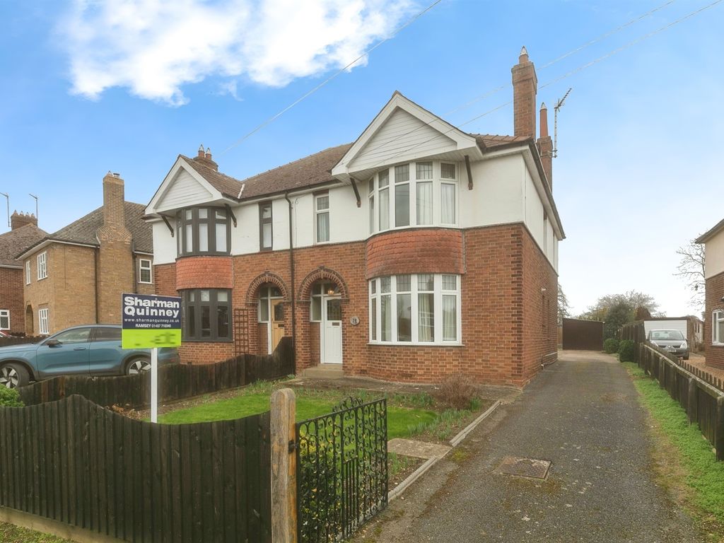 4 bed semidetached house for sale in Hollow Lane, Ramsey, Huntingdon