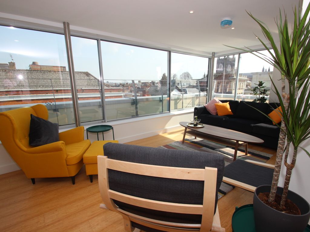 2 bed flat to rent in Broad Street, Hereford HR4 Zoopla