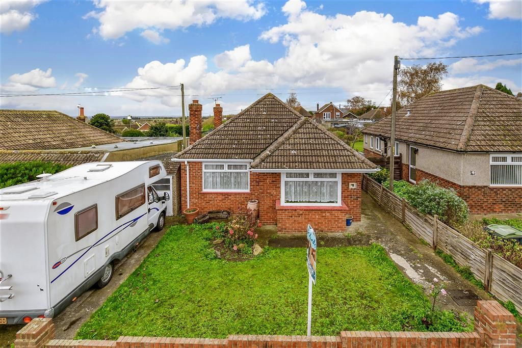 2 bed detached bungalow for sale in Sea View Road, Cliffsend, Ramsgate