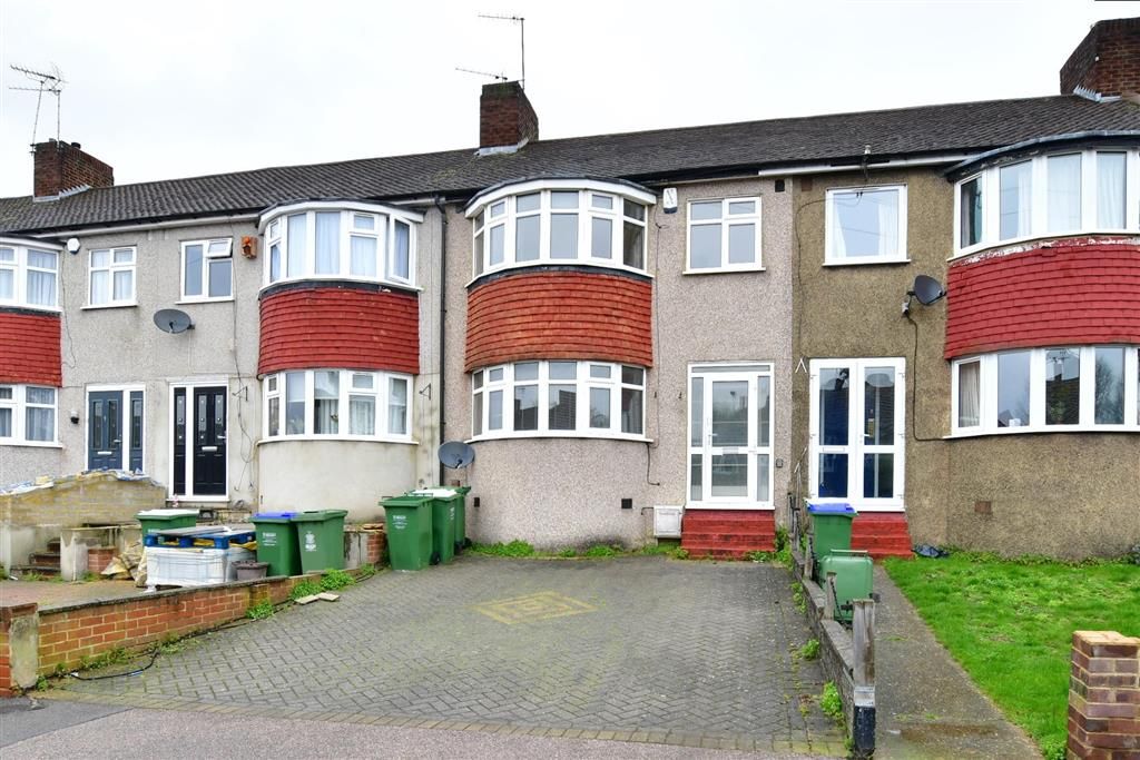 3 bed terraced house for sale in Eversley Avenue, Barnehurst, Kent DA7 Zoopla