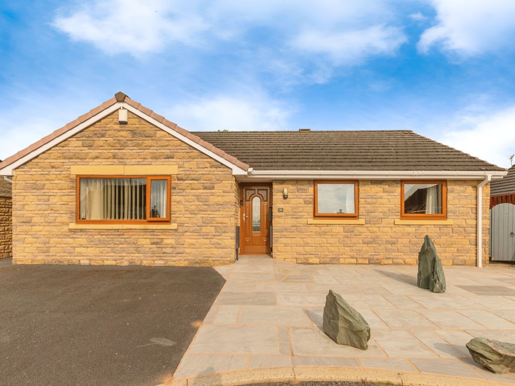 2 bed bungalow for sale in Hurstwood Gardens, Brierfield, Nelson BB9, £