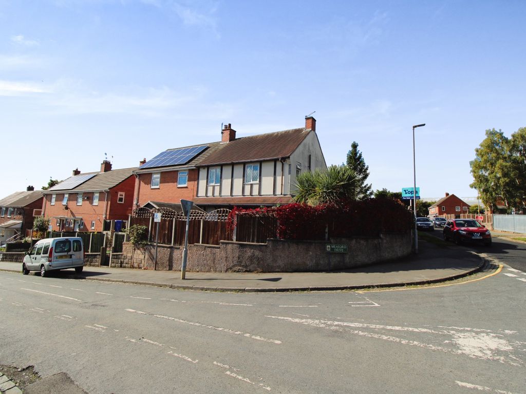 3 bed semidetached house for sale in Meaford Drive, Blurton, StokeOn