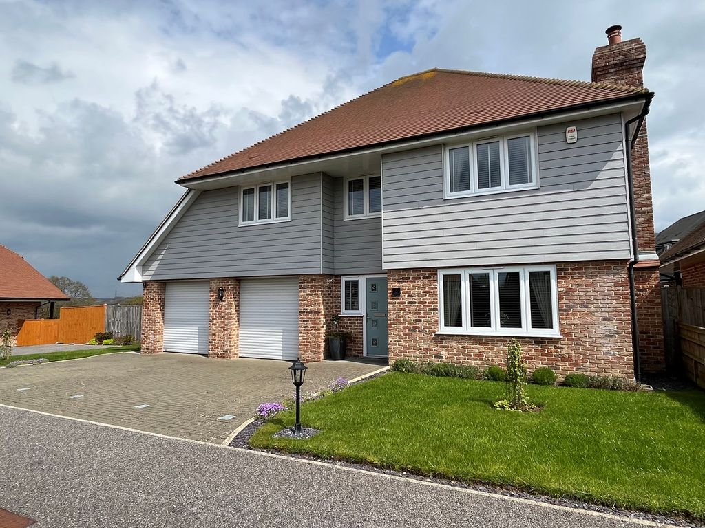 4 bed detached house for sale in Thorne Close, BexhillOnSea TN39 Zoopla