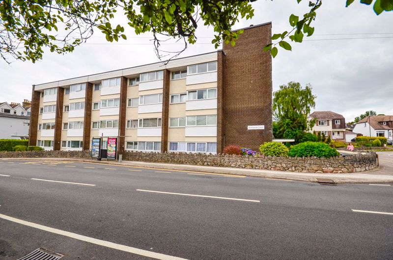 2 bed flat for sale in New Road, Brixham TQ5 Zoopla