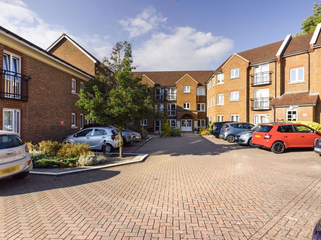 1 bed flat for sale in St. Agnes Road, East Grinstead RH19 Zoopla