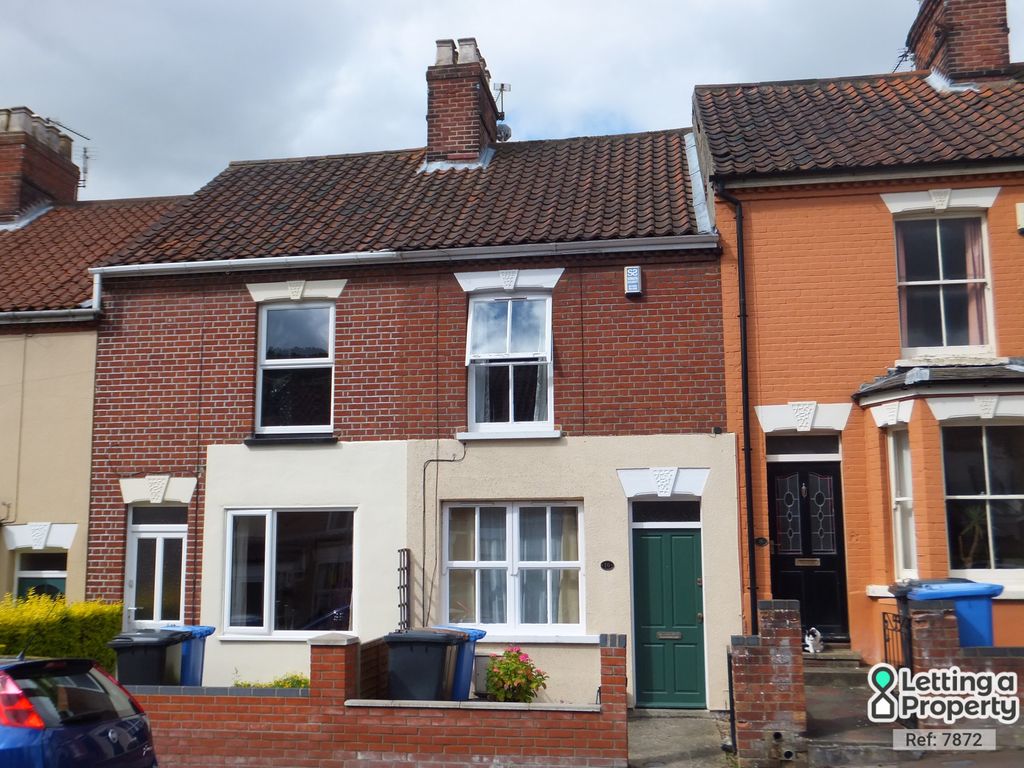 2 bed terraced house to rent in Marion Road, Norwich, Norfolk NR1, £985