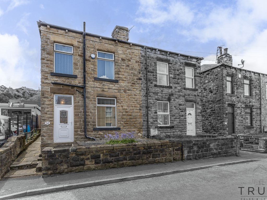 3 bed semidetached house for sale in Commonside, Hanging Heaton