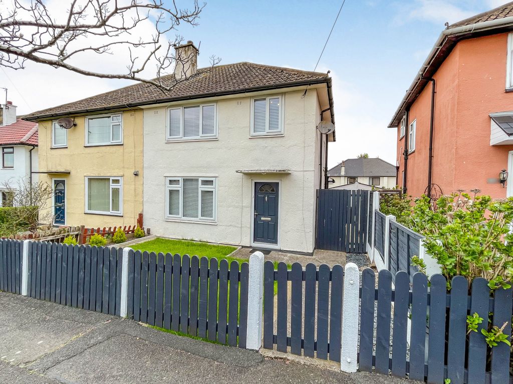 3 bed semidetached house for sale in Bracken Ridge, Carlisle CA3 Zoopla