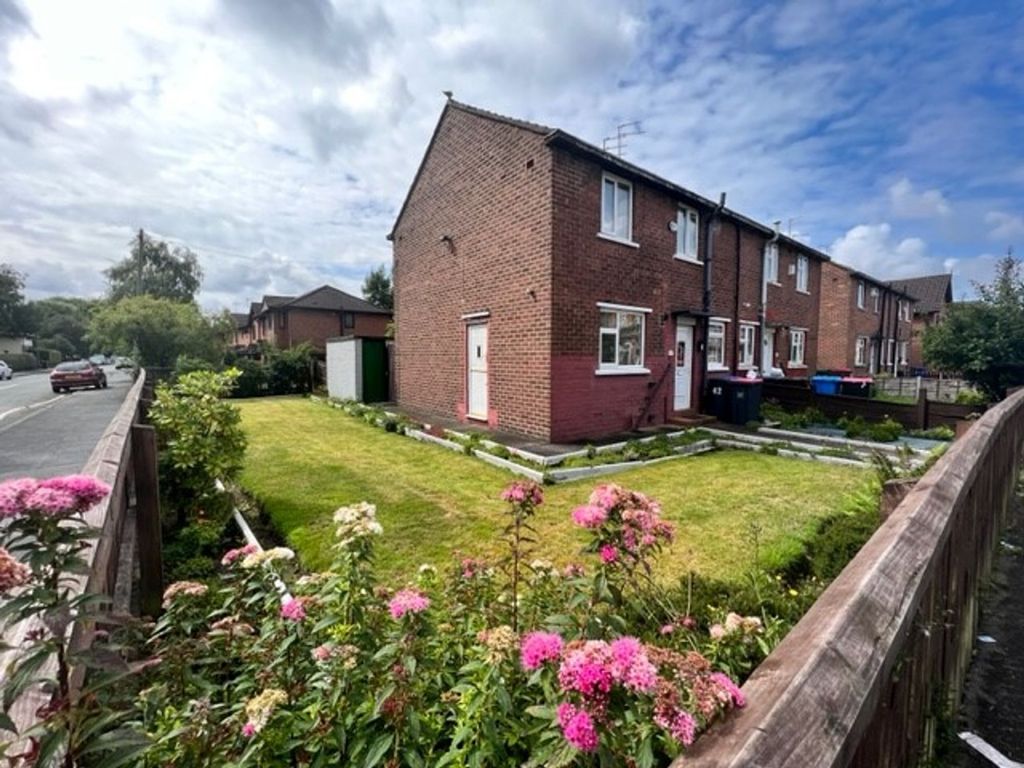 3 bed semidetached house for sale in Great Cheetham Street West