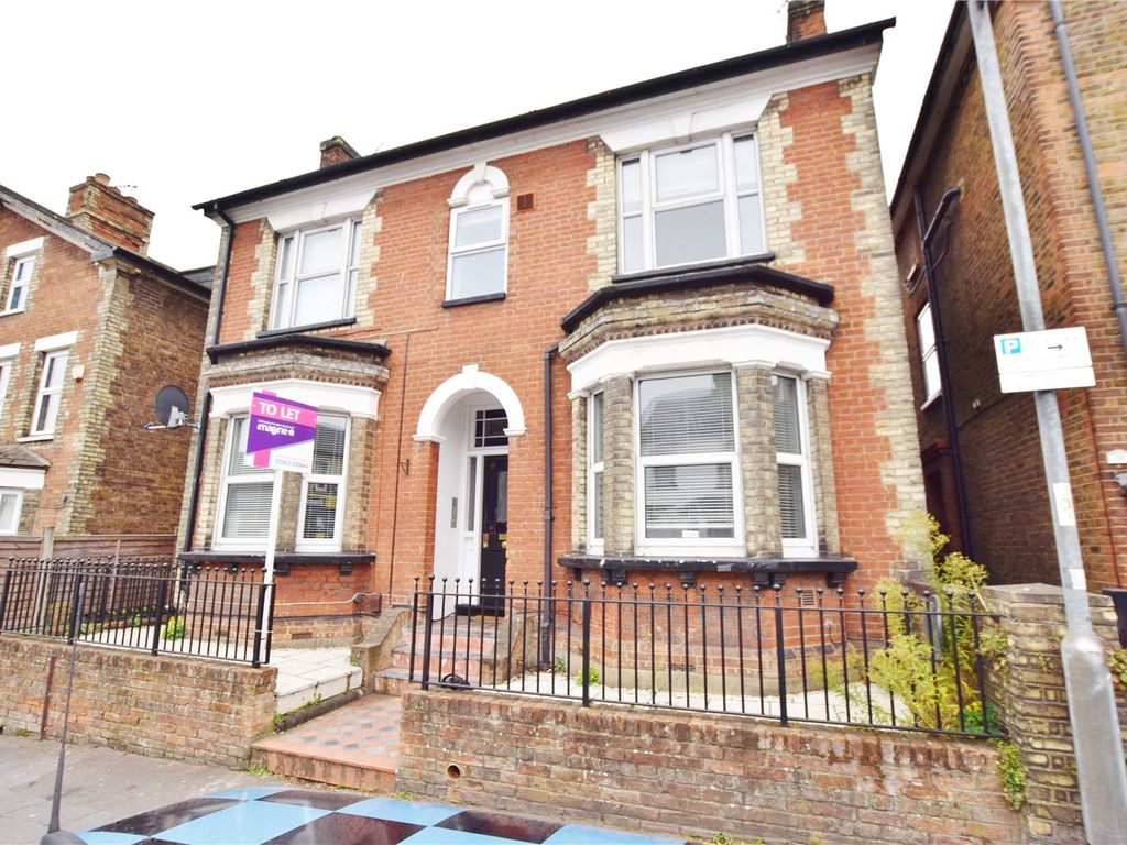 1 bed flat to rent in Flat 3 York House, 7 Woodford Road, Watford WD17