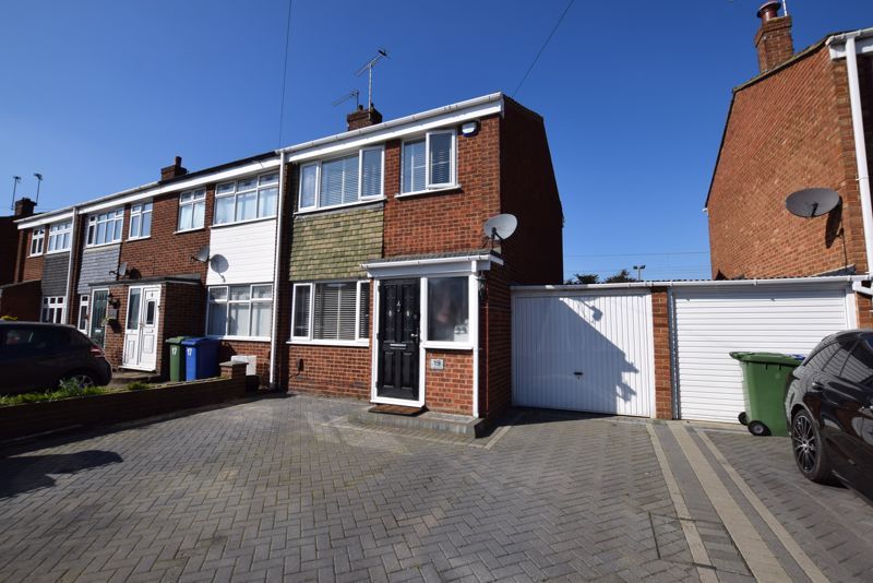 3 bed end terrace house for sale in Silverdale East, StanfordLeHope