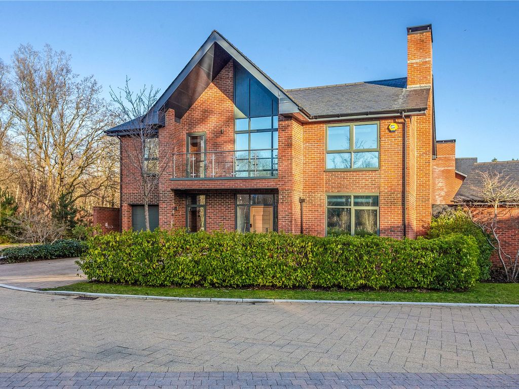 4 bed detached house for sale in Churchill Drive, Longcross, Chertsey