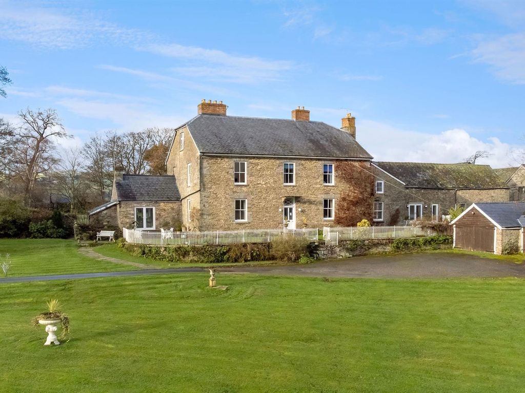 7 bed detached house for sale in HayOnWye, Hereford HR3, £1,750,000