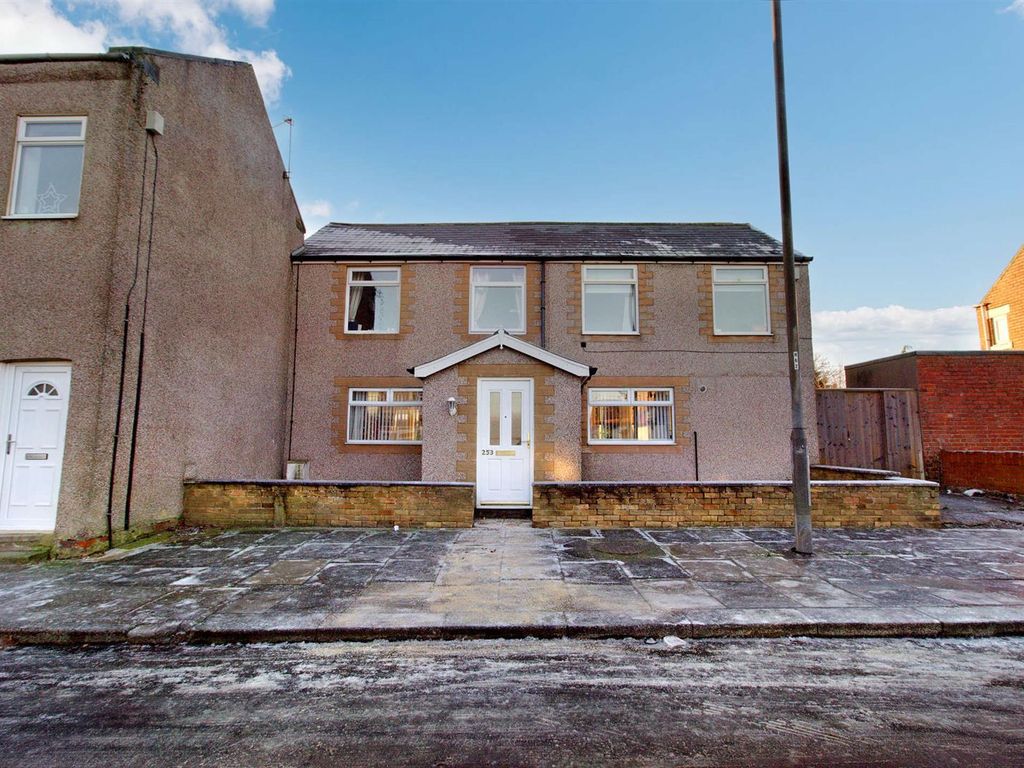 4 bed semidetached house for sale in Milburn Road, Ashington NE63 Zoopla