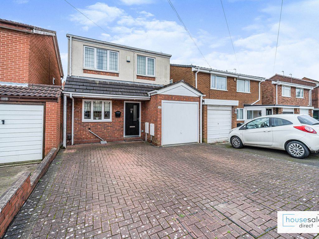 2 bed detached house for sale in Clothier Street, Willenhall WV13, £