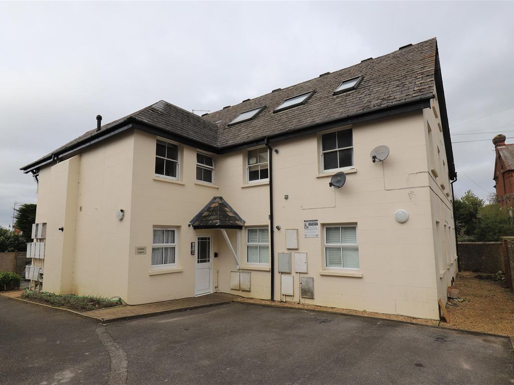 1 bed flat for sale in Pine Grove, Penenden Heath, Maidstone ME14, £