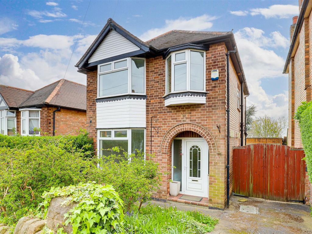 3 bed detached house for sale in Hartington Avenue, Carlton