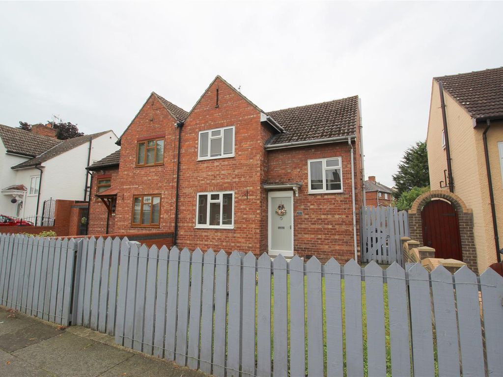 3 bed semidetached house for sale in Parkside, Darlington DL1 Zoopla