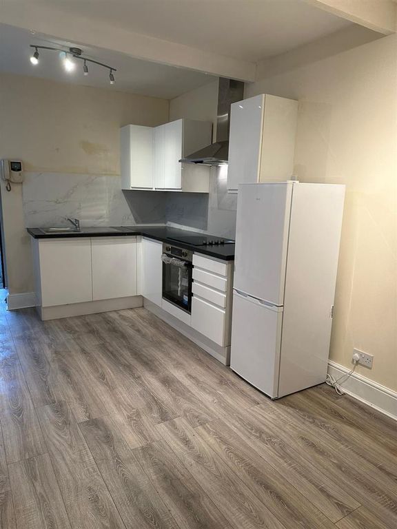 Studio to rent in Llanover Road, Wembley HA9 Zoopla