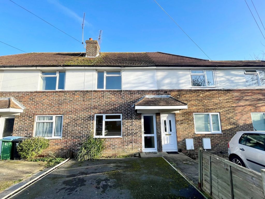 2 bed terraced house to rent in Conbar Avenue, Rustington