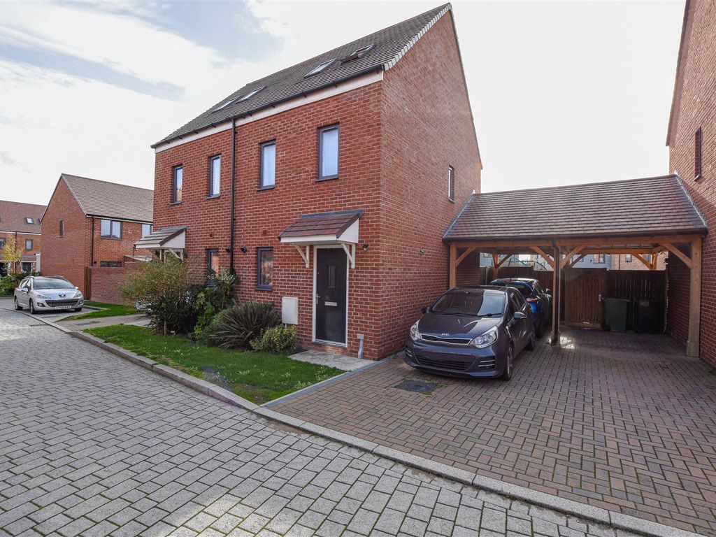 3 bed semidetached house for sale in Chalk Dene, Ebbsfleet Valley