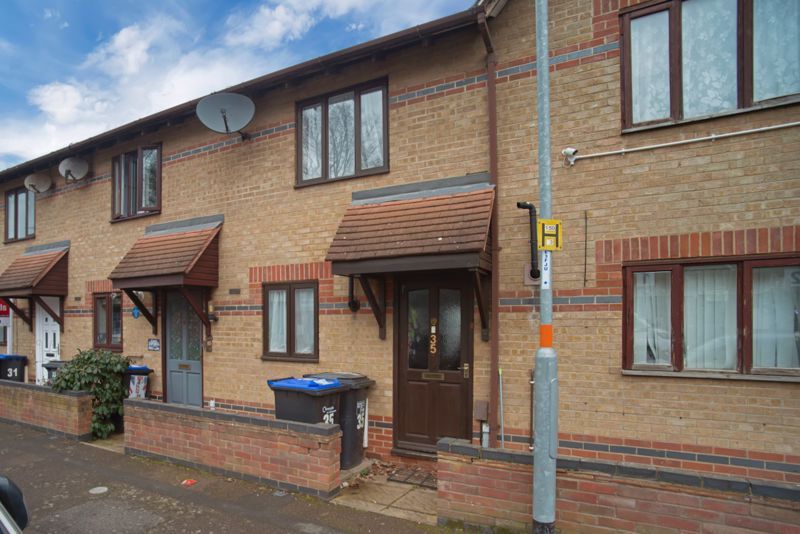2 bed terraced house for sale in Southfield Avenue, Northampton NN4
