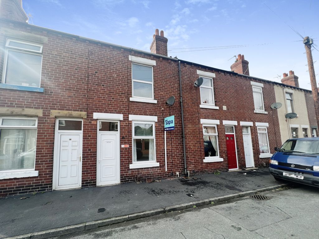 2 bed terraced house for sale in Seymour Street, Wakefield WF2, £