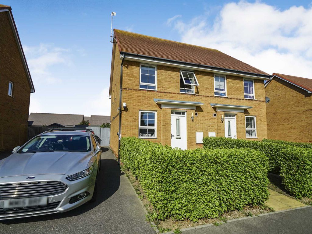 2 bed semidetached house for sale in Solar Drive, Selsey, Chichester