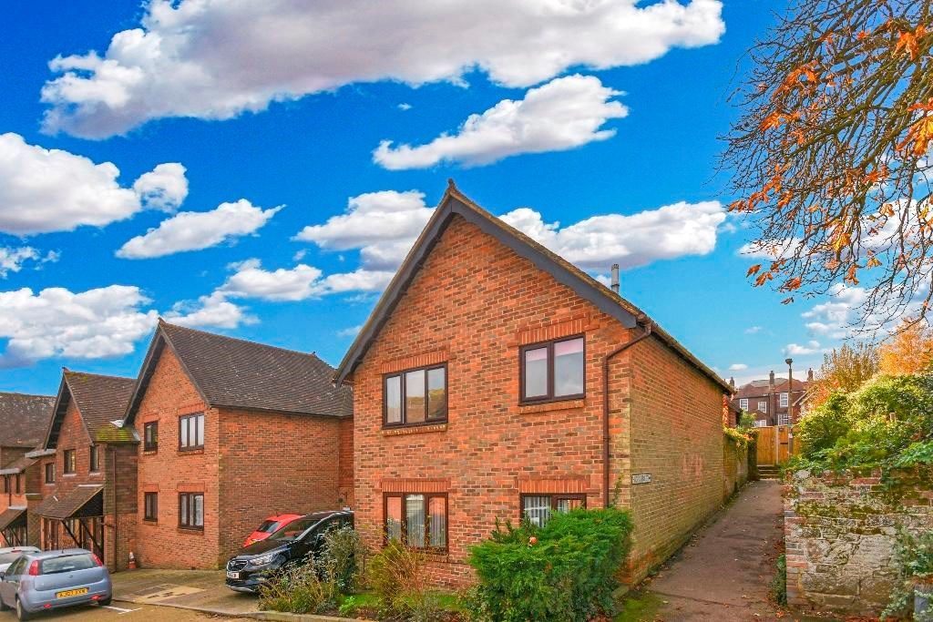 1 bed property for sale in St Martins Way, Battle TN33 Zoopla