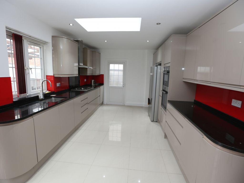 5 bed semidetached house to rent in Turner Road, Edgware HA8 Zoopla
