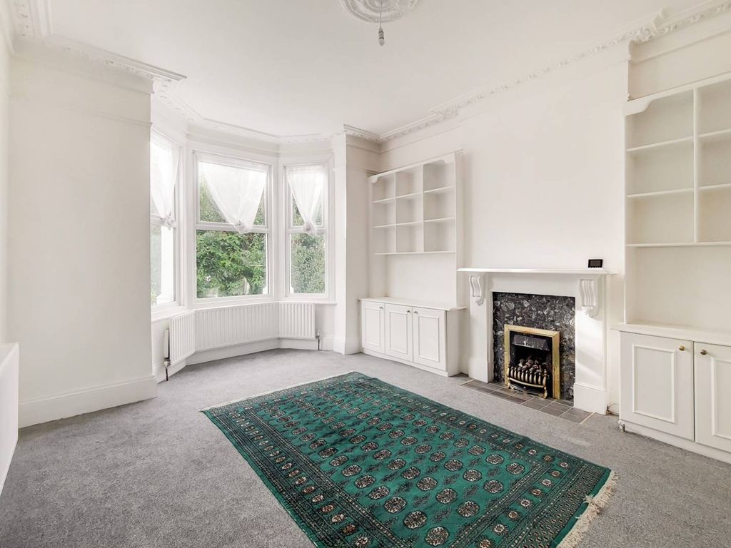 Barrow Road, Streatham, London SW16