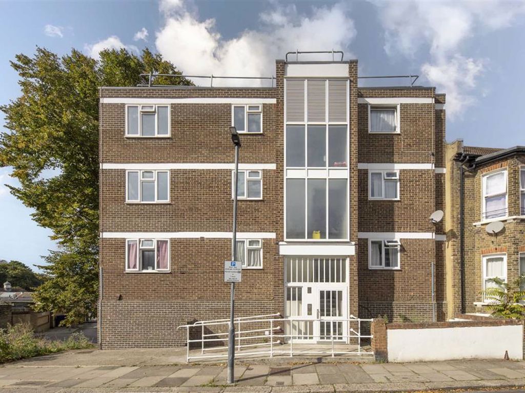 2 bed flat for sale in Elmdene Road, London SE18 Zoopla