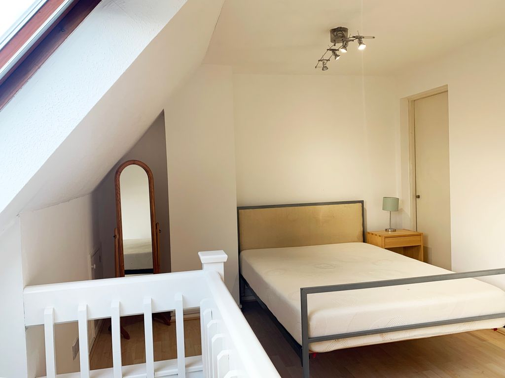 Coppers Close, London E1