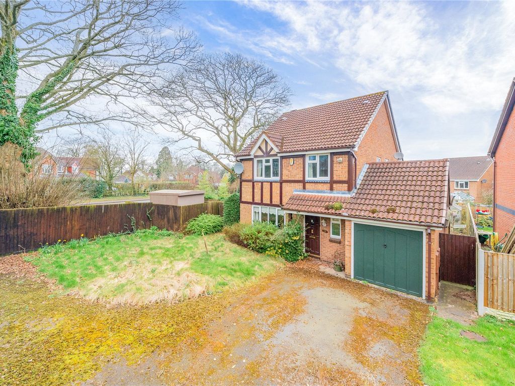 4 bed detached house for sale in Crest Road, St. Telford