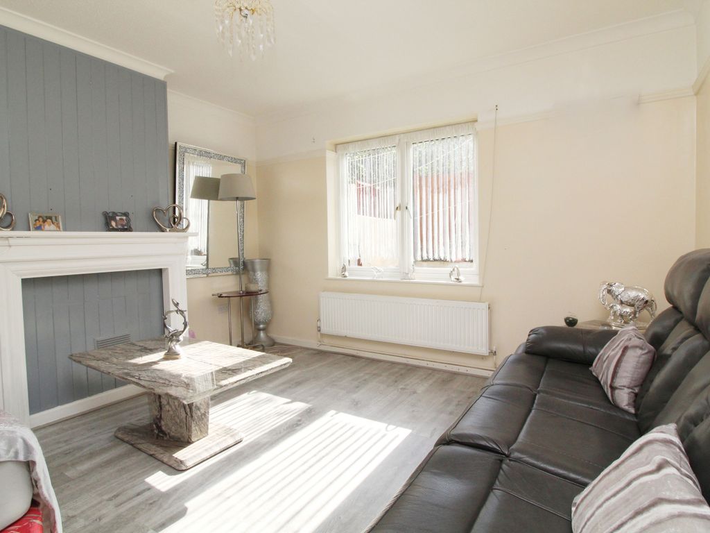 2 bed property for sale in Whitby Road, London SE18 Zoopla
