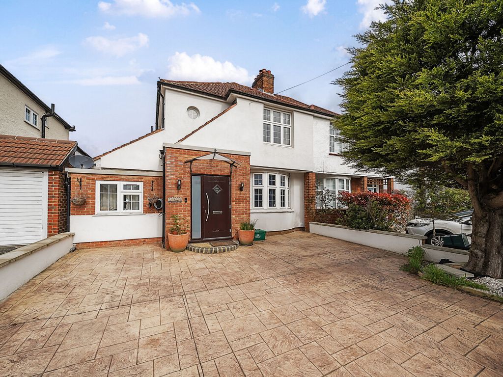 5 bed semidetached house for sale in Crofton Lane, Petts Wood, Kent