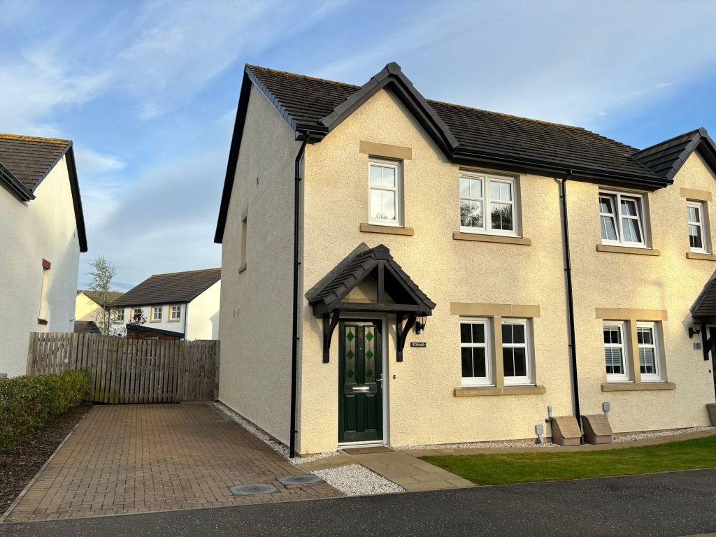 3 bed semidetached house to rent in Sunnyside Drive, Biggar ML12, £950