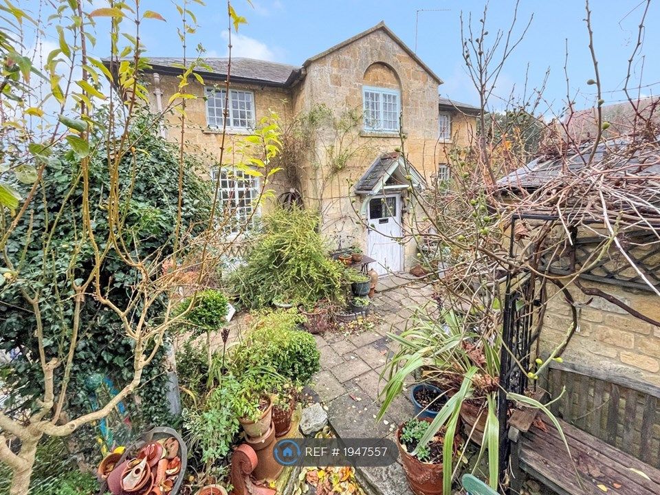 3 bed detached house to rent in Calf Lane, Chipping Campden GL55, £